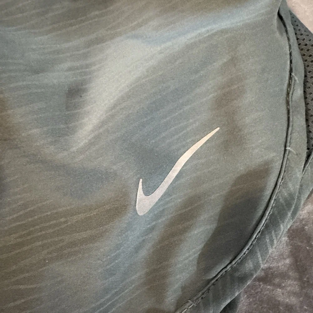 Nike Dri-FIT Green Women's Athletic Running‎ Shorts Polyester Drawstring Small